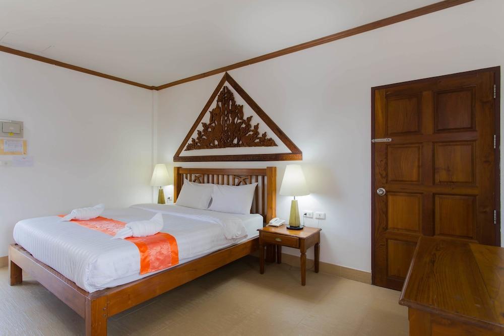 Onnicha Hotel Ratsada Экстерьер фото